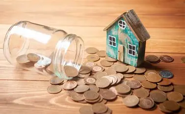 Los gastos reales al comprar una casa en España en 2025: lo que nadie te cuenta”